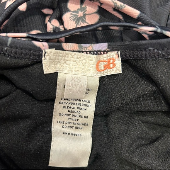 GB - Gianni Bini Swimsuit - Picture 4 of 7